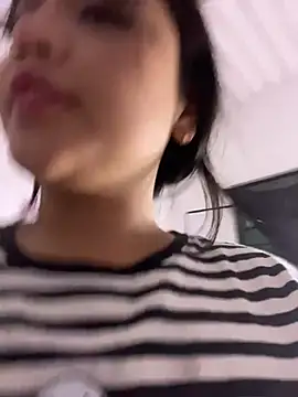 alisson carolina73 online show from February 28, 2026, 3:40 am