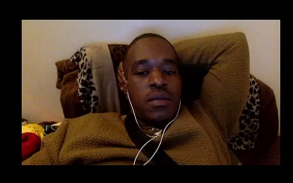 POPAYE972 online show from April 18, 2026, 7:18 pm