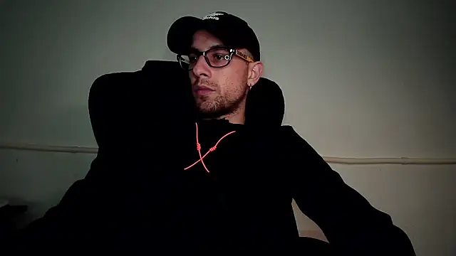 mikealcorleone online show from March 4, 2025, 8:49 pm