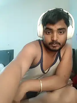 Snapshot of Cuty_dev chatting on February 8, 2025, 7:04 am Cuty dev online show from February 8, 2025, 7:04 am