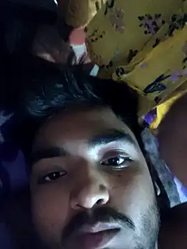 Snapshot of Cuty_dev chatting on March 21, 2025, 6:38 am Cuty dev online show from March 21, 2025, 6:38 am