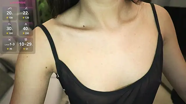 IrisNoire online show from December 9, 2024, 9:05 pm