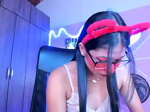  ALLYSON18  online show from January 22, 2025, 11:12 am