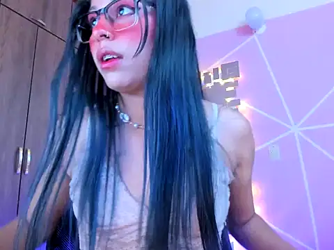  ALLYSON18  online show from March 18, 2025, 5:42 pm