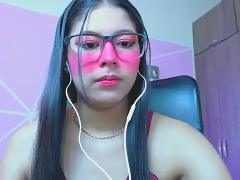  ALLYSON18  online show from May 21, 2026, 11:39 am