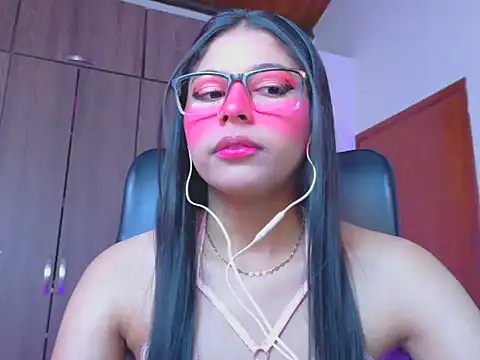 Snapshot of _ALLYSON18_ chatting on June 20, 2026, 11:46 am ALLYSON18 online show from June 20, 2026, 11:46 am