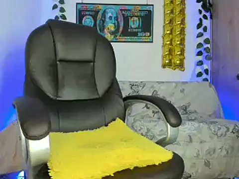 mikee scooth online show from January 18, 2025, 2:03 am