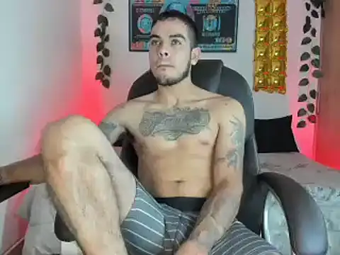 mikee scooth online show from February 8, 2025, 9:03 am