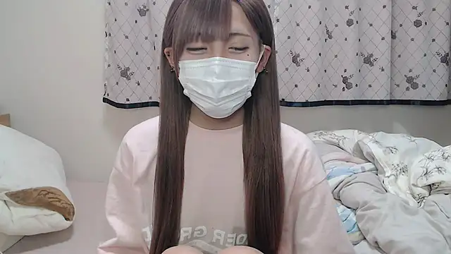  hiyor  online show from December 15, 2024, 6:37 pm