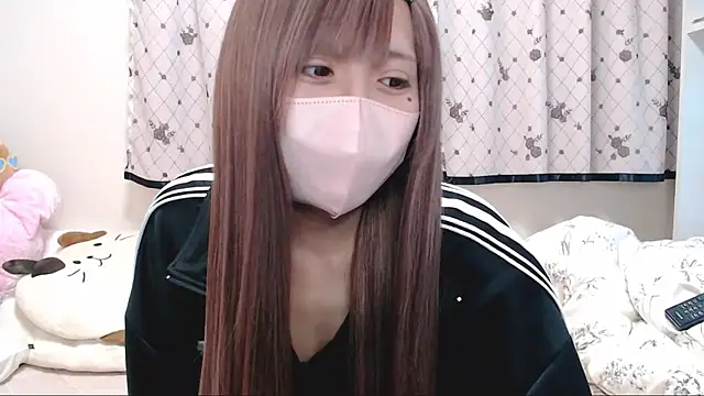  hiyor  online show from February 17, 2026, 5:41 pm