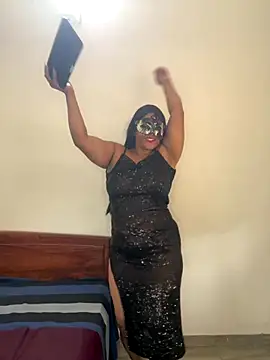 Snapshot of thushani24 chatting on October 21, 2025, 6:03 am thushani24 online show from October 21, 2025, 6:03 am