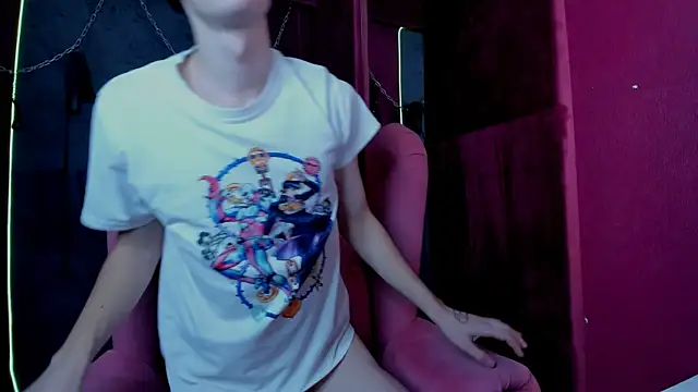 LukeSweet online show from November 27, 2025, 11:56 am