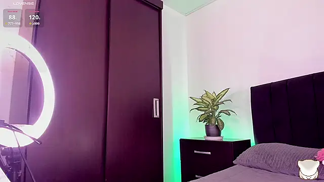 Noah  angel online show from January 12, 2025, 6:28 am