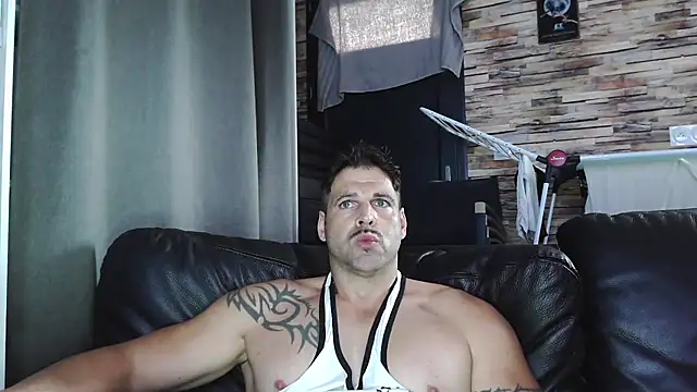 XxBigboybandxX online show from November 2, 2025, 1:02 pm