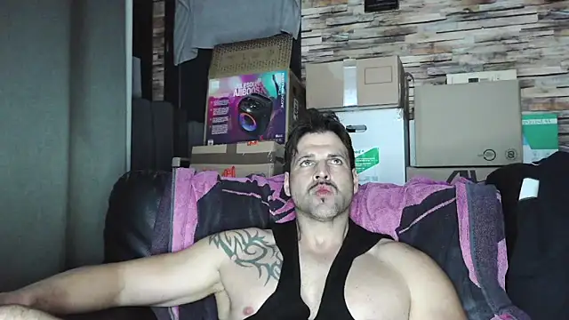 XxBigboybandxX online show from February 28, 2026, 7:48 pm