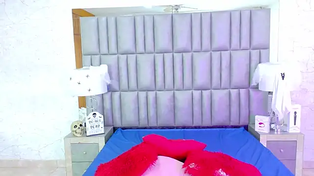 ZoehRoux online show from October 11, 2025, 4:01 am