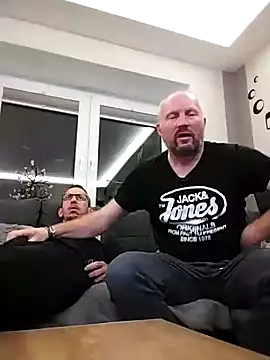 two gays online show from November 8, 2025, 9:13 pm