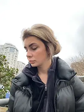 SandraCarter online show from November 16, 2025, 7:03 am