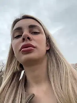 SandraCarter online show from March 28, 2026, 7:41 am