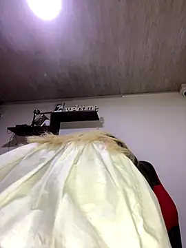 alicev kitty online show from October 11, 2025, 12:47 pm