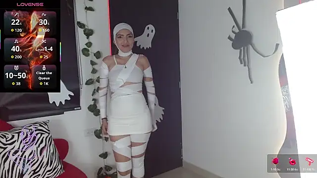 Carolaine69  online show from October 29, 2025, 1:57 pm