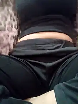 Snapshot of Sucking_baby chatting on September 20, 2025, 11:55 am Sucking baby online show from September 20, 2025, 11:55 am