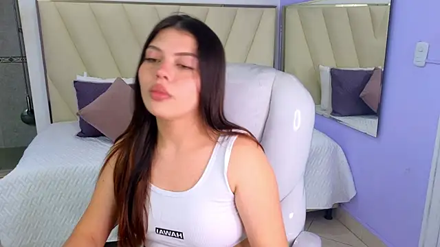 Snapshot of Sexy_paradise18_ chatting on February 28, 2025, 8:20 am Sexy paradise18 online show from February 28, 2025, 8:20 am