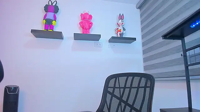 Gangster Girl online show from October 18, 2025, 3:20 am