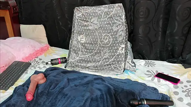 Snapshot of Rachel_Dubois chatting on January 3, 2025, 12:54 am Rachel Dubois online show from January 3, 2025, 12:54 am