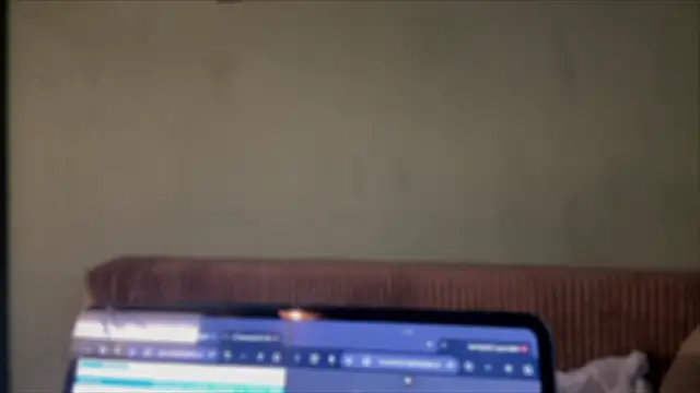 courteous raspberrry online show from October 10, 2025, 6:01 am