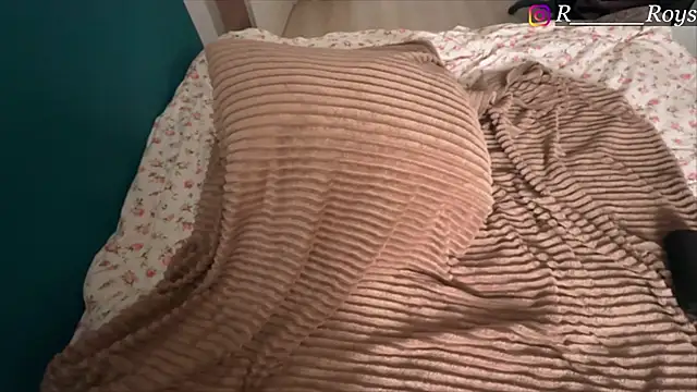 courteous raspberrry online show from April 24, 2026, 10:28 am