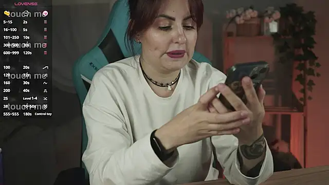 Lana  May online show from September 10, 2025, 8:14 am