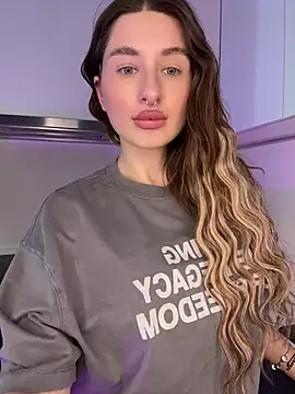 AvaShayy online show from January 29, 2025, 9:12 am