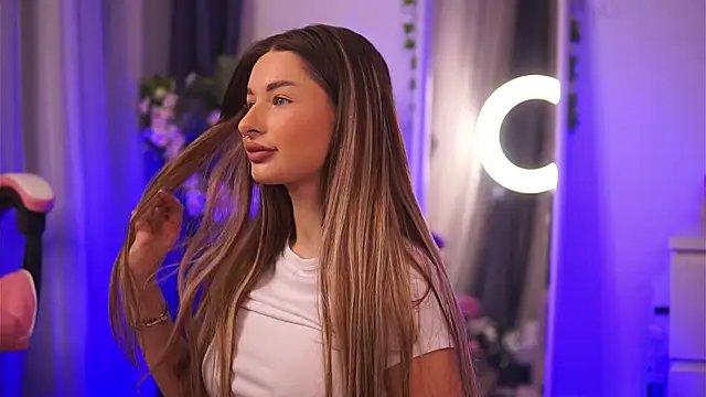 AvaShayy online show from February 3, 2025, 10:21 pm