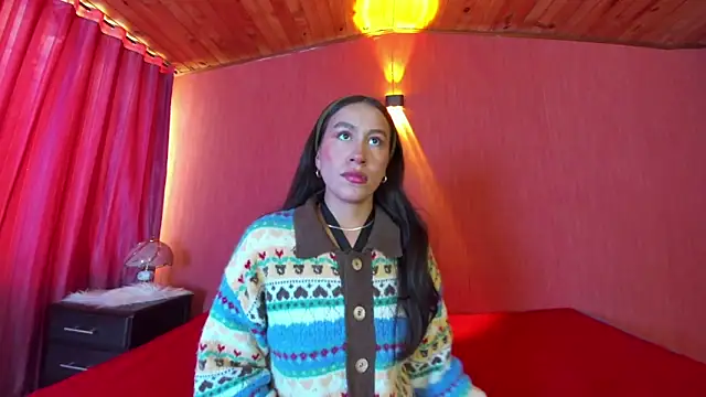 Snapshot of EmiGomez_ chatting on January 16, 2026, 1:48 pm EmiGomez online show from January 16, 2026, 1:48 pm