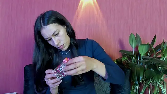 Snapshot of EmiGomez_ chatting on March 11, 2026, 1:39 pm EmiGomez online show from March 11, 2026, 1:39 pm