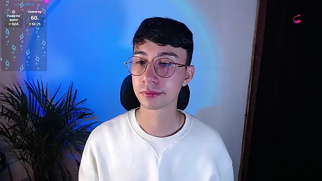 cameron cum online show from January 8, 2025, 3:50 pm