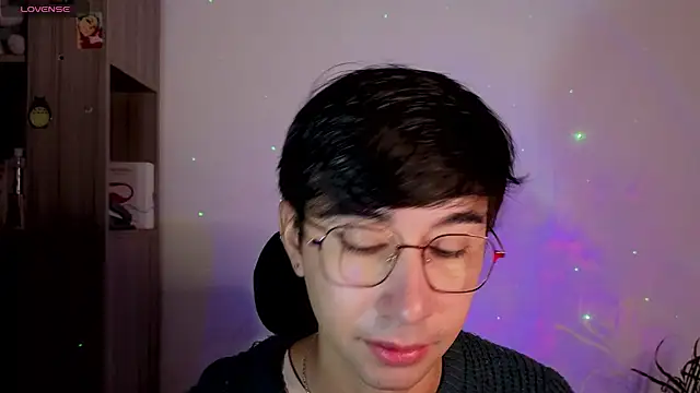 cameron cum online show from September 23, 2025, 1:36 pm