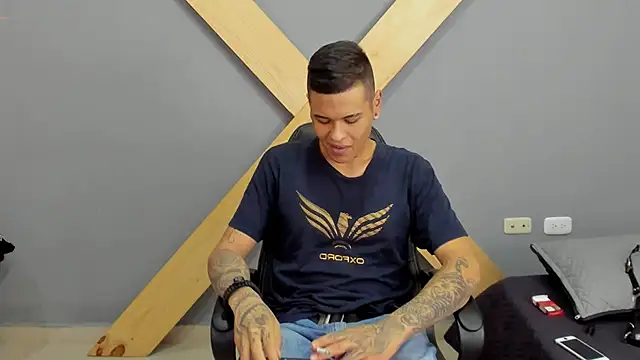 Snapshot of jamesinked_ chatting on December 24, 2024, 5:34 pm jamesinked online show from December 24, 2024, 5:34 pm