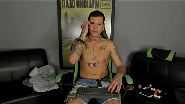 Snapshot of jamesinked_ chatting on January 14, 2025, 5:30 am jamesinked online show from January 14, 2025, 5:30 am
