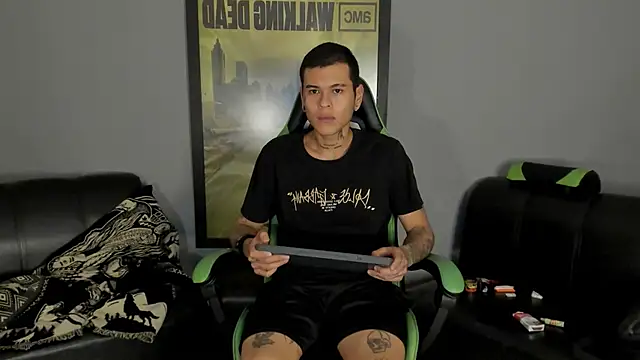 Snapshot of jamesinked_ chatting on January 26, 2025, 2:03 am jamesinked online show from January 26, 2025, 2:03 am