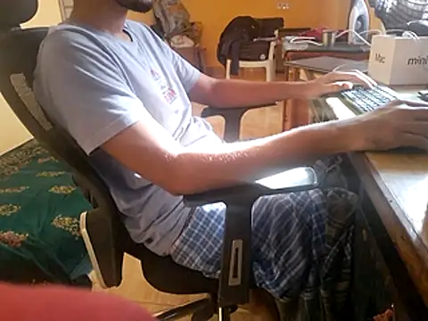 Aloneguy bangalore online show from December 22, 2025, 10:01 am