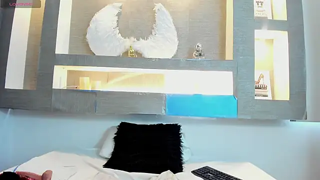 Snapshot of Cinthya_mjs chatting on February 13, 2025, 6:27 pm Cinthya mjs online show from February 13, 2025, 6:27 pm