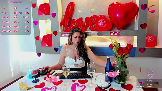 Snapshot of Cinthya_mjs chatting on February 14, 2025, 4:20 pm Cinthya mjs online show from February 14, 2025, 4:20 pm