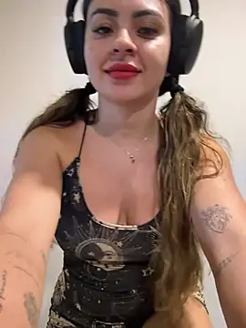 carol amorim online show from February 4, 2026, 12:27 am