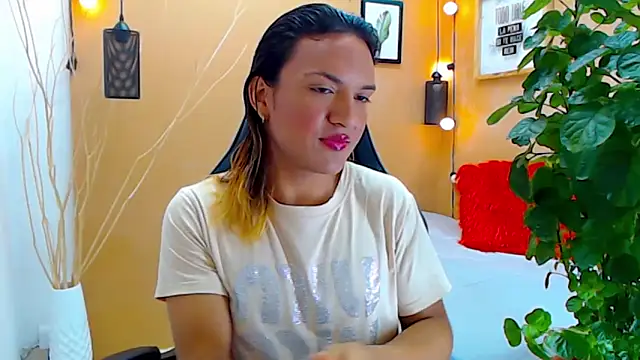 aslyhernandez 7 online show from September 11, 2025, 12:05 pm