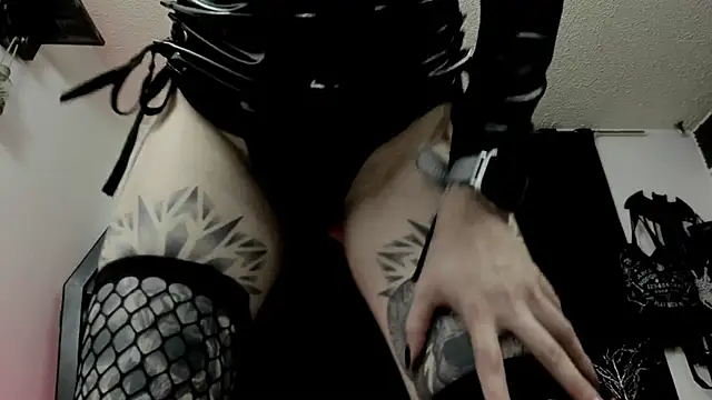 DimmuandDarkness online show from March 22, 2026, 10:24 pm