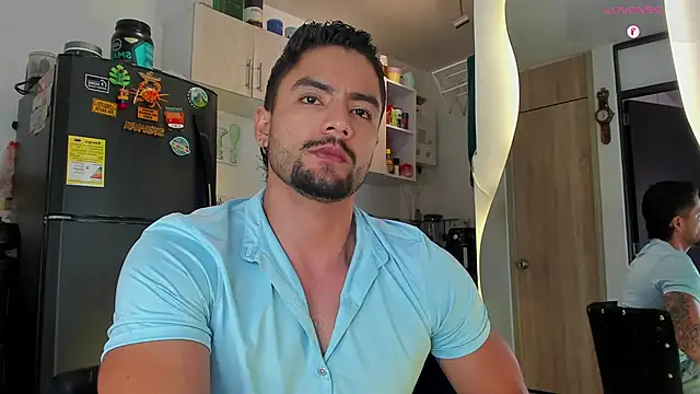 Snapshot of Jaxxon_ chatting on March 18, 2025, 2:26 pm Jaxxon online show from March 18, 2025, 2:26 pm