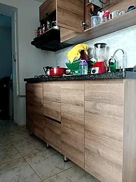 Snapshot of LEIRIS_Y_FRED_01 chatting on November 9, 2025, 2:59 pm LEIRIS Y FRED 01 online show from November 9, 2025, 2:59 pm