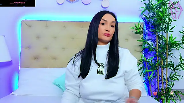 DaliyaArabian online show from November 3, 2025, 12:50 pm